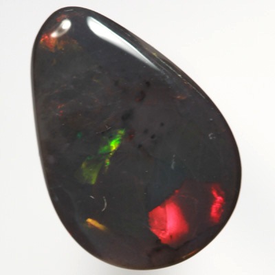 SOLID BLACK OPAL Bright, rich blood red jumping always 
